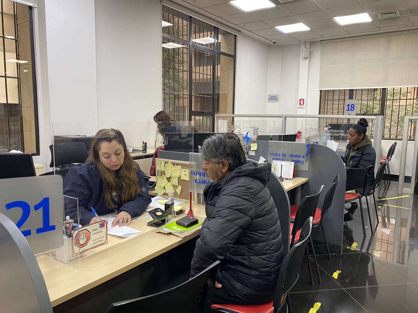 ¿Qué impuestos pagan los trabajadores y las empresas en 2025?
