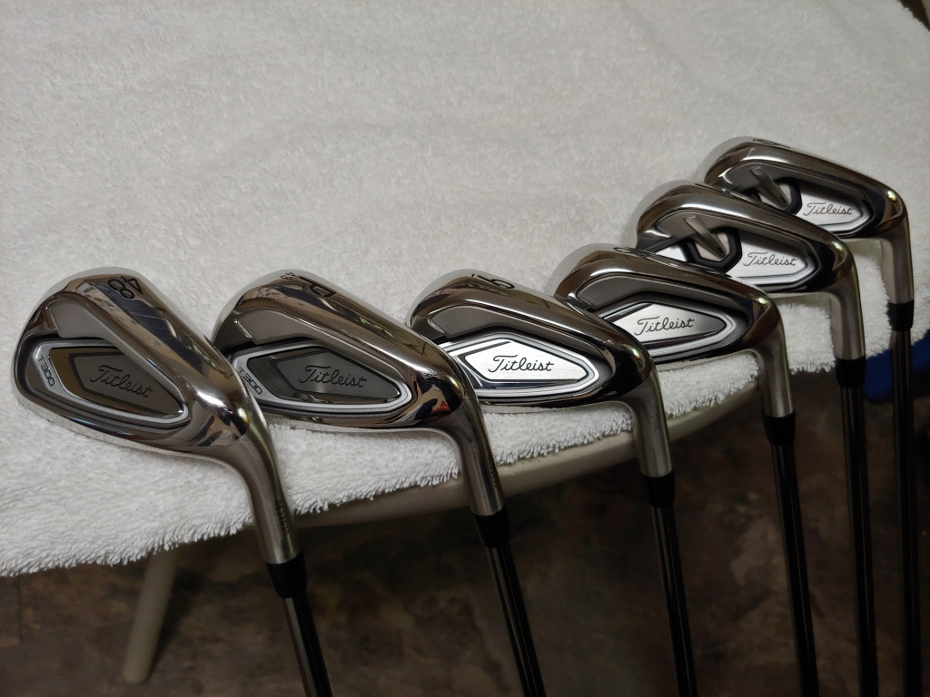 Titleist T300 6gap wedge w/ Recoil 65 "R" flex shafts . RH. Excellent condition SOLD For Sale