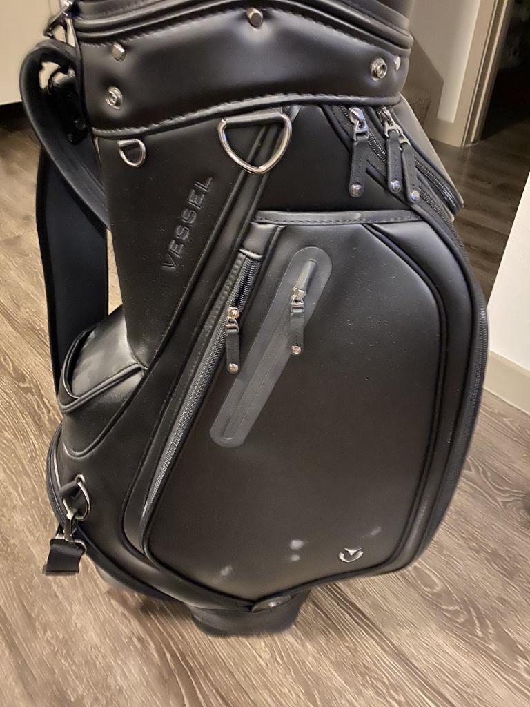 Vessel Prodigy Mini Staff Bag 2025 | monbadabadoc.com