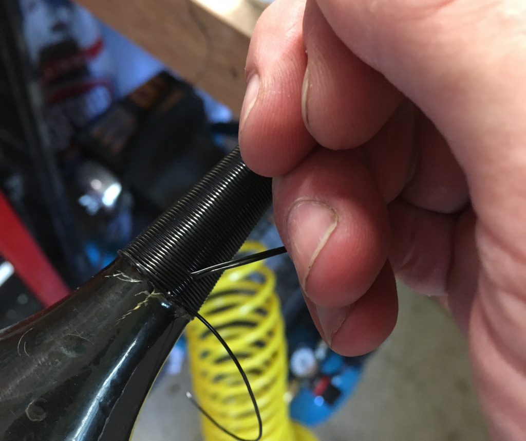 Whipping coming loose from Louisville Golf driver Hickory, Persimmon