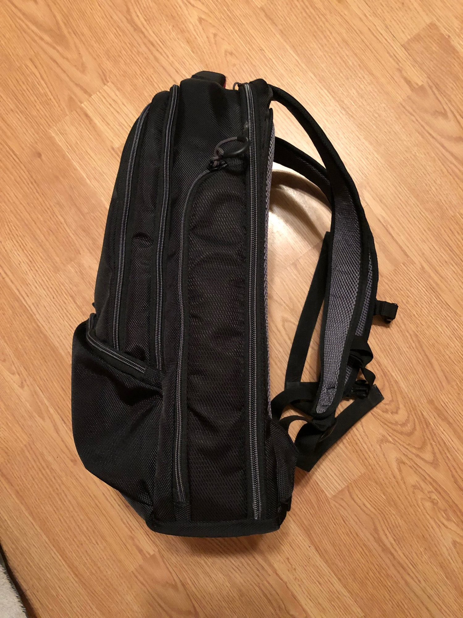 titleist essential large backpack