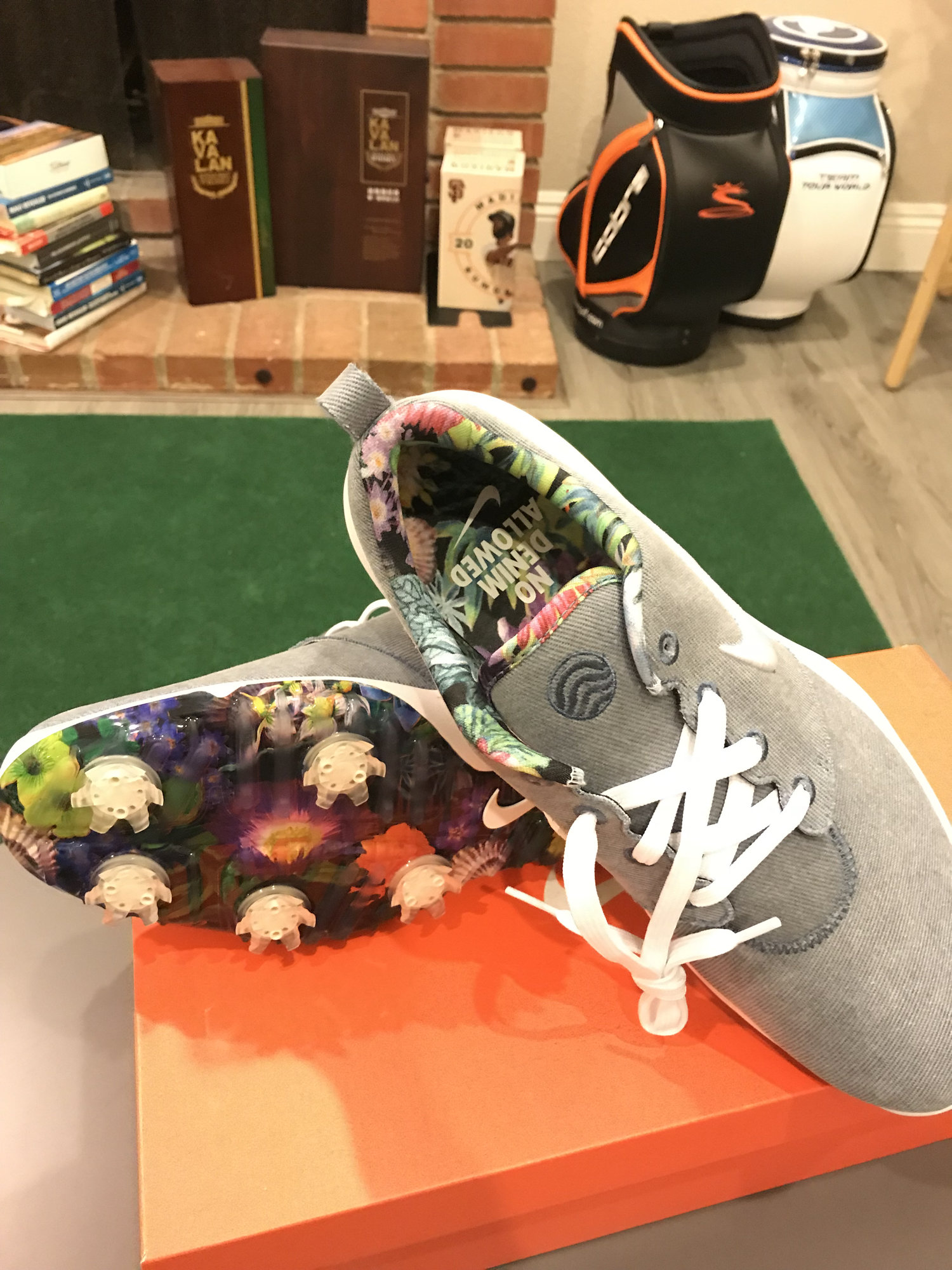 nike roshe g tour no denim allowed