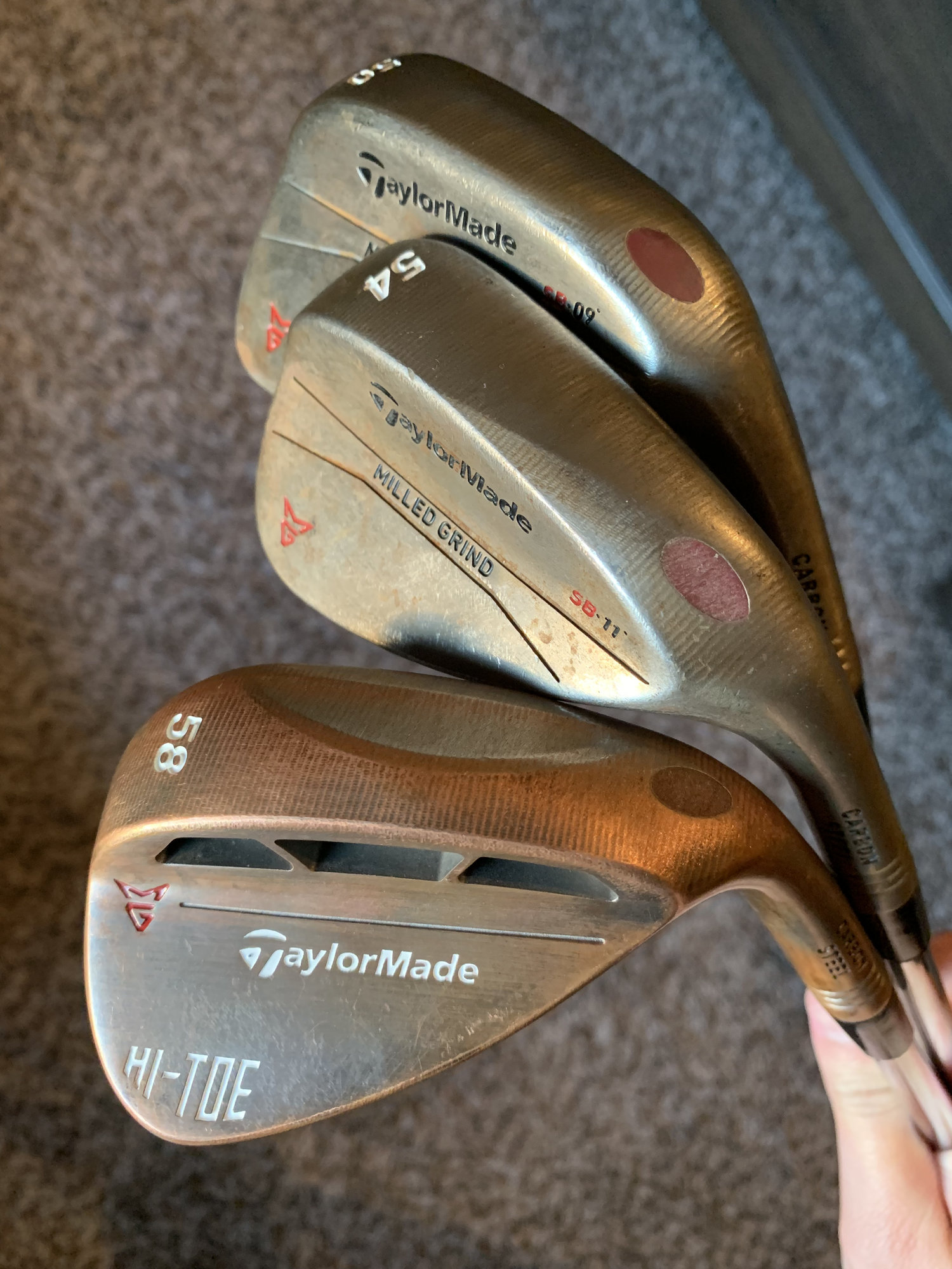 Taylormade Milled Grind Raw Wedges, a HighToe, and Dynamic Gold 105