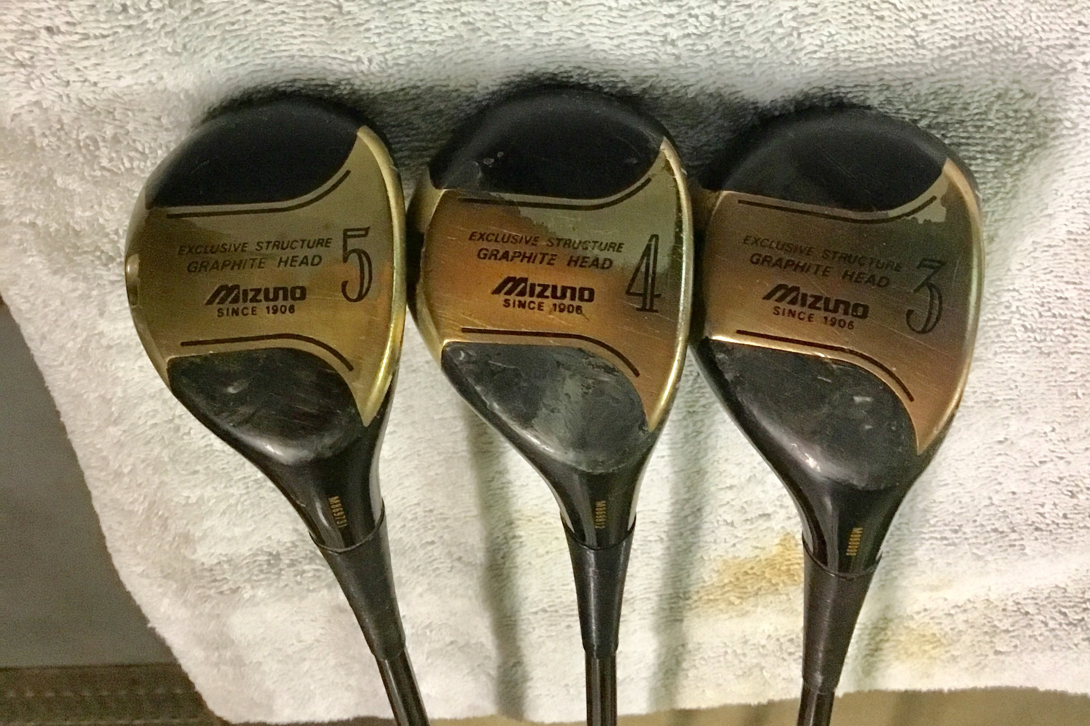 mizuno black turbo