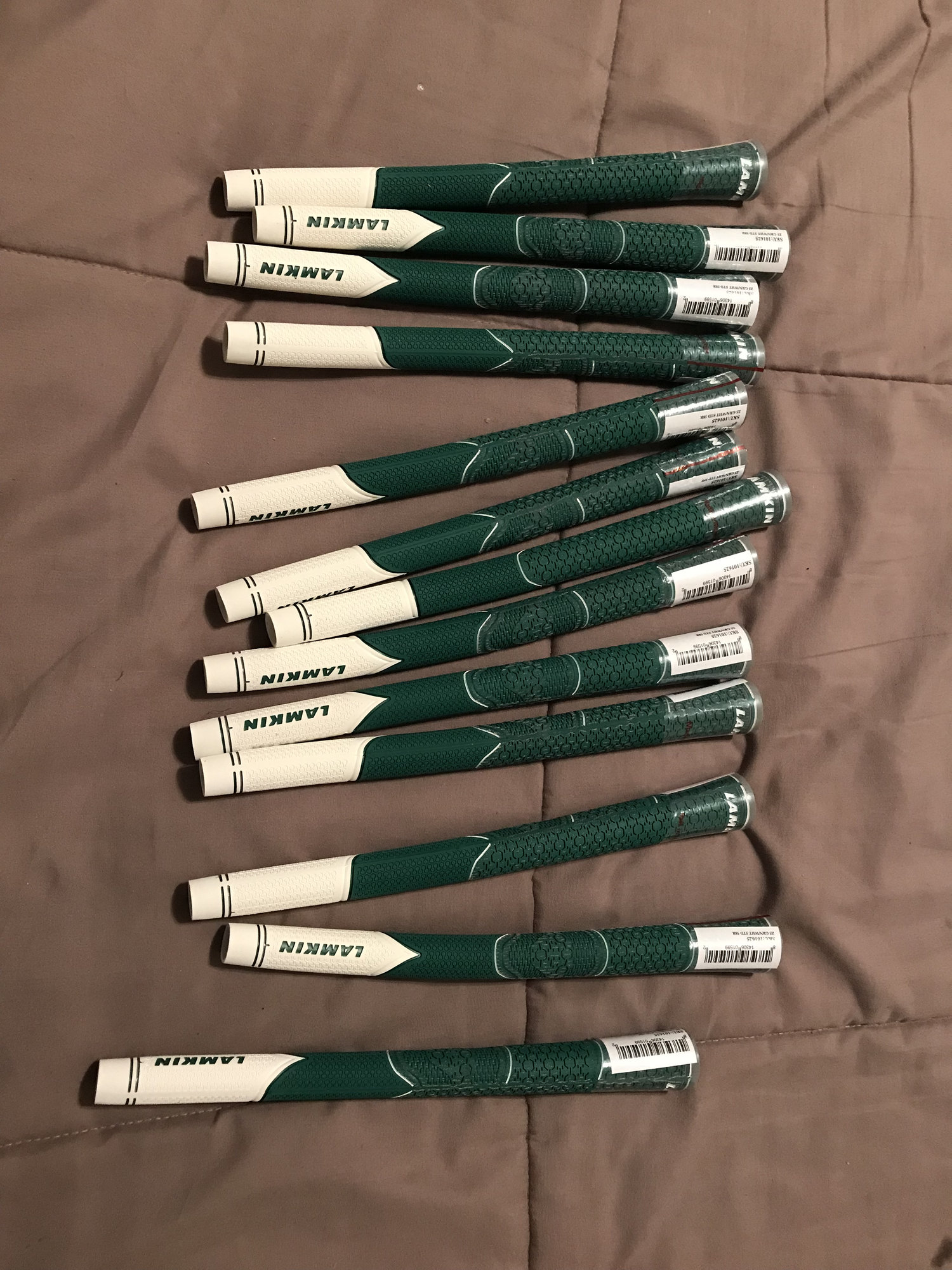 Set of 13 Lamkin Z5 grips green/white For Sale ArchiveFor Feedback