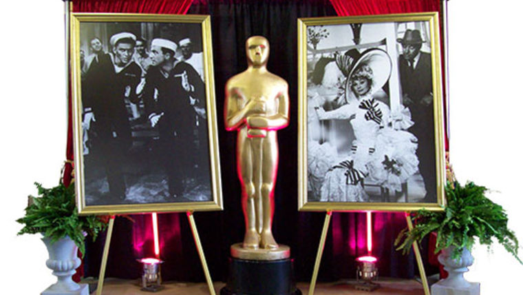 oscars statue hollywood theme party