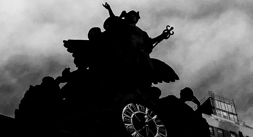 Mercury Statue next to Metlife in New York City. Copyright Catherine Goshen, March 2016