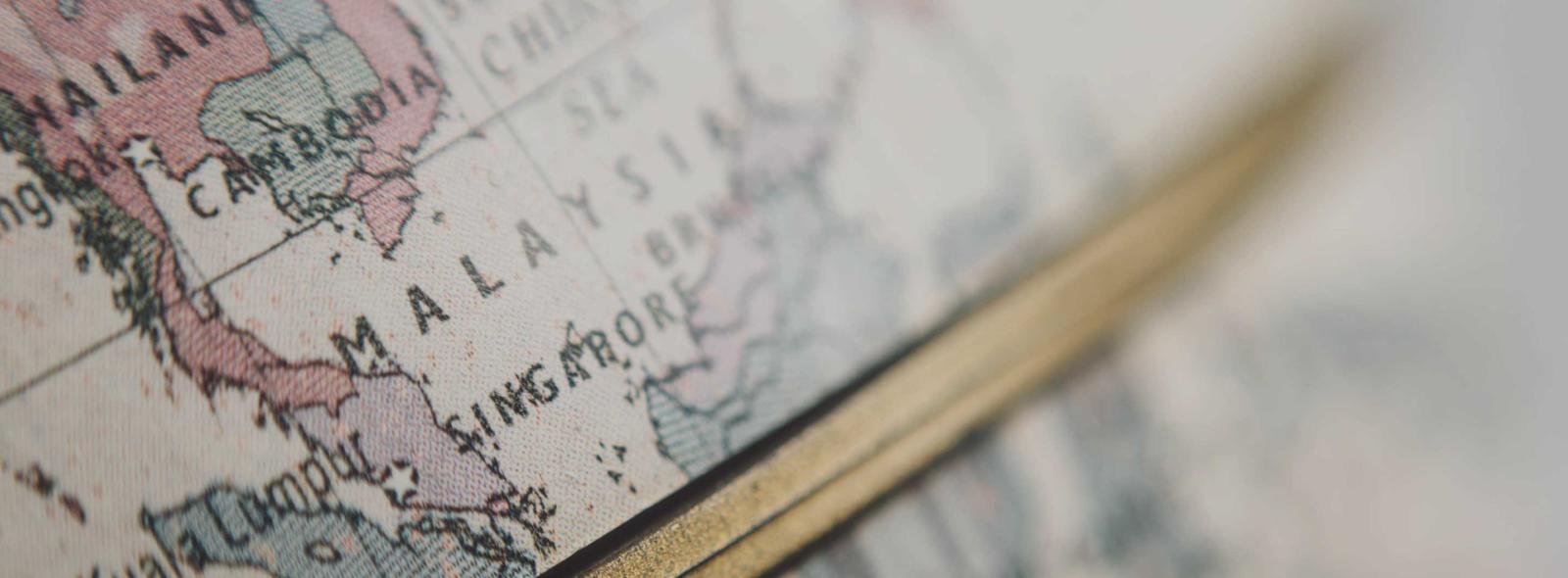 How then should we respond to persecution?