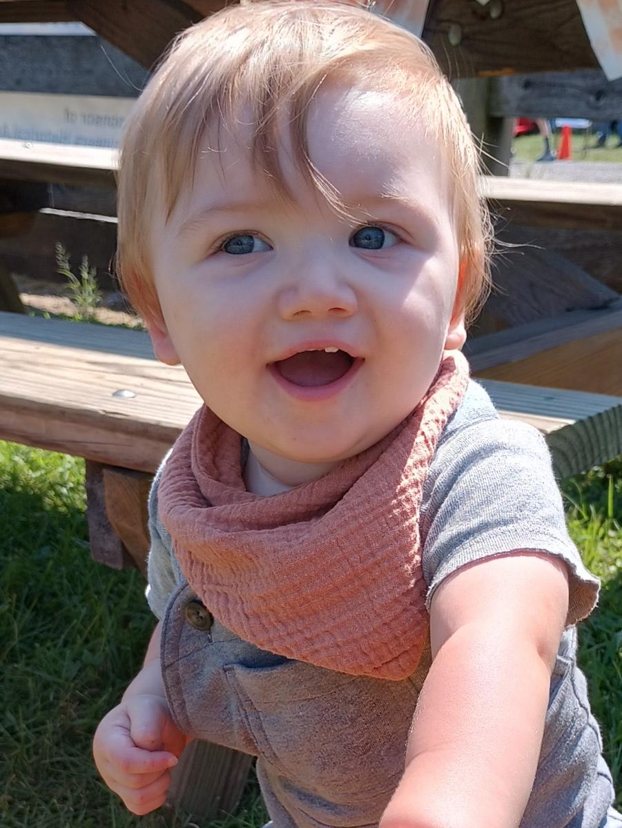 CUTE AS A BUTTON PHOTO CONTEST Mushroom Festival