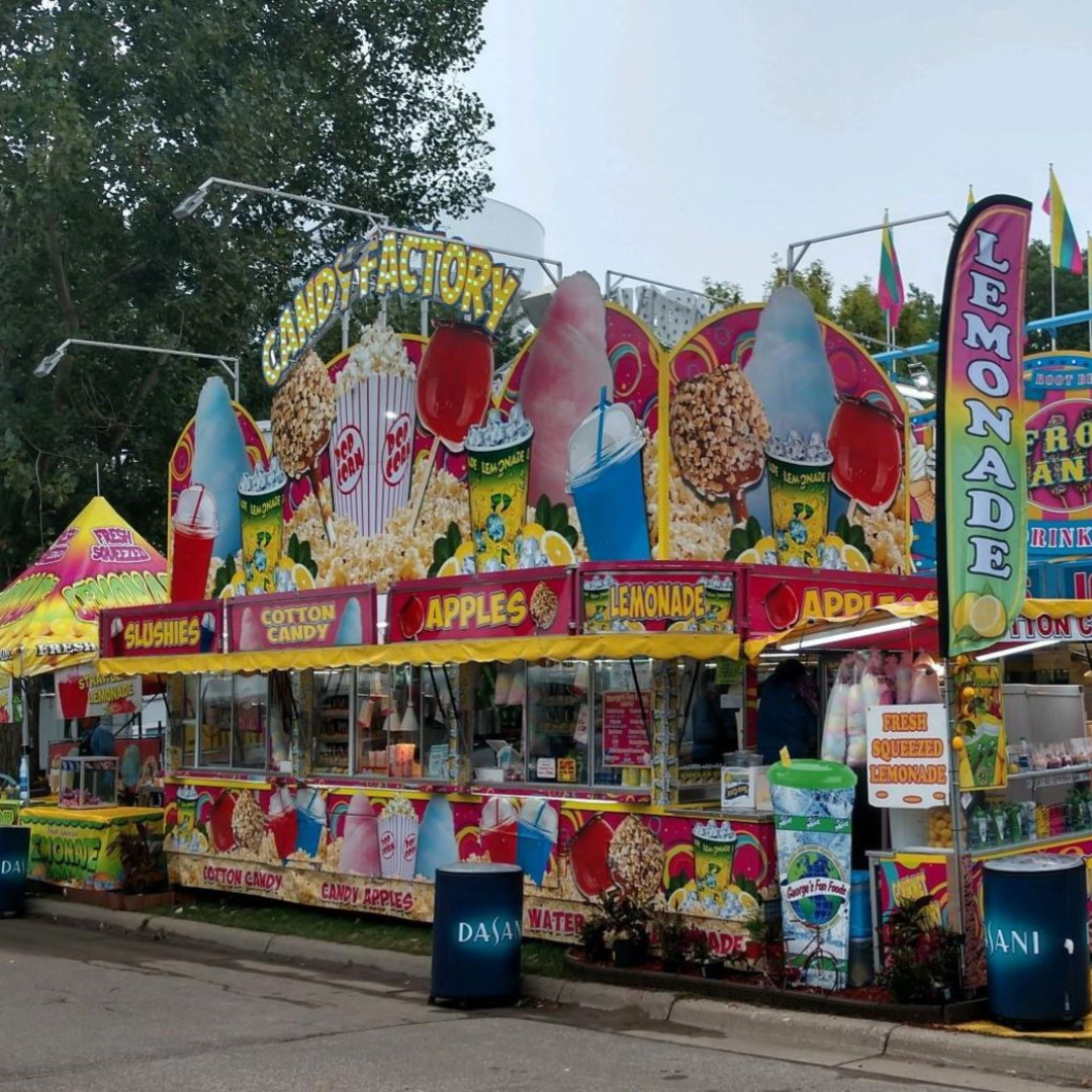 George's Candy Apples Logo