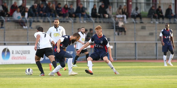 Thonon Evian Grand Genève Football Club - SERG4945-2