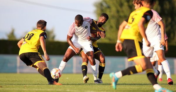 Thonon Evian Grand Genève Football Club - 