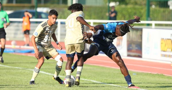 Thonon Evian Grand Genève Football Club - 