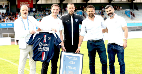 Thonon Evian Grand Genève Football Club -