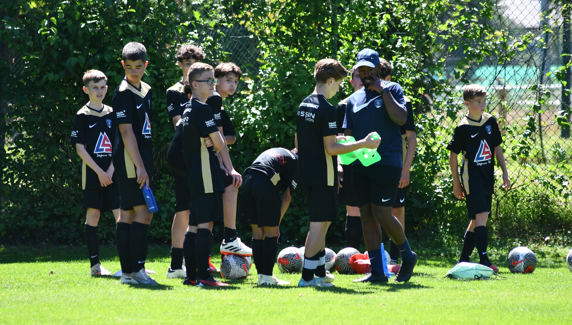 Thonon Evian Grand Genève Football Club - 