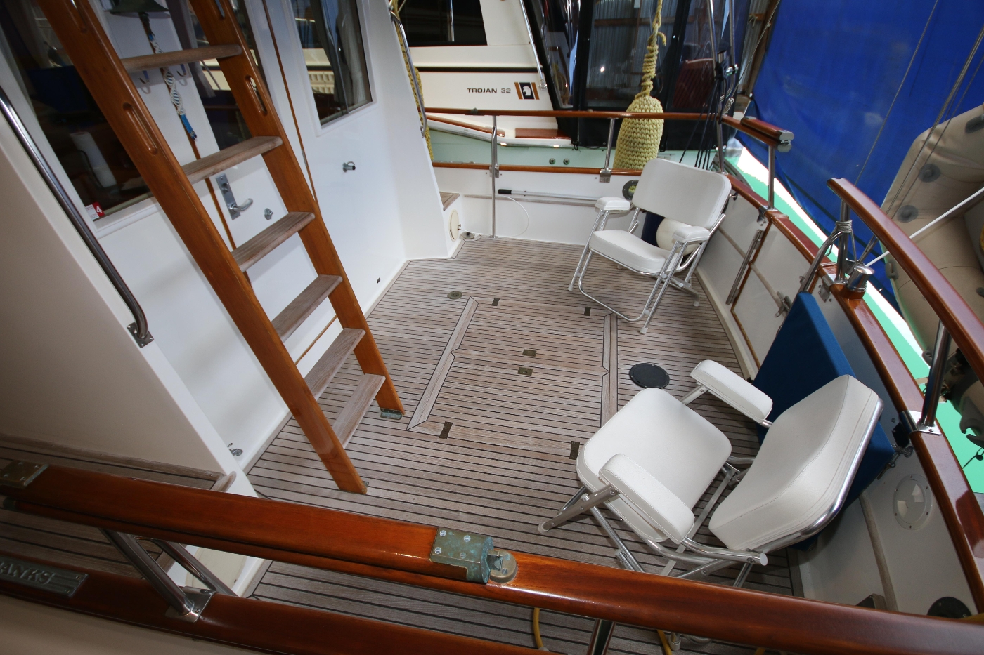 Grand Banks 32 1988 in Sidney, BC Offered by Grand Yachts