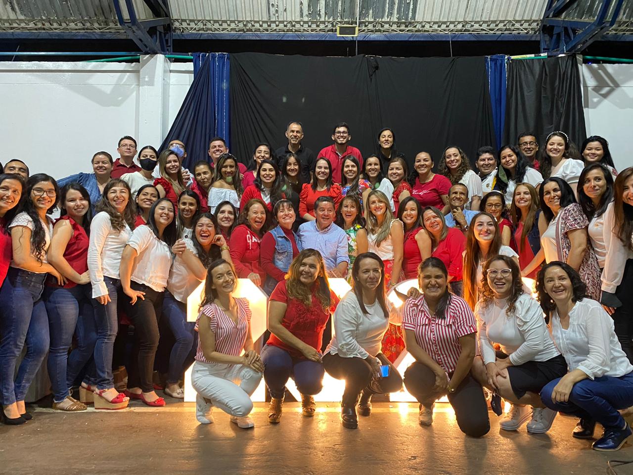 Reconocimiento Al Profesor Hugo Alfredo Estupiñan Castro