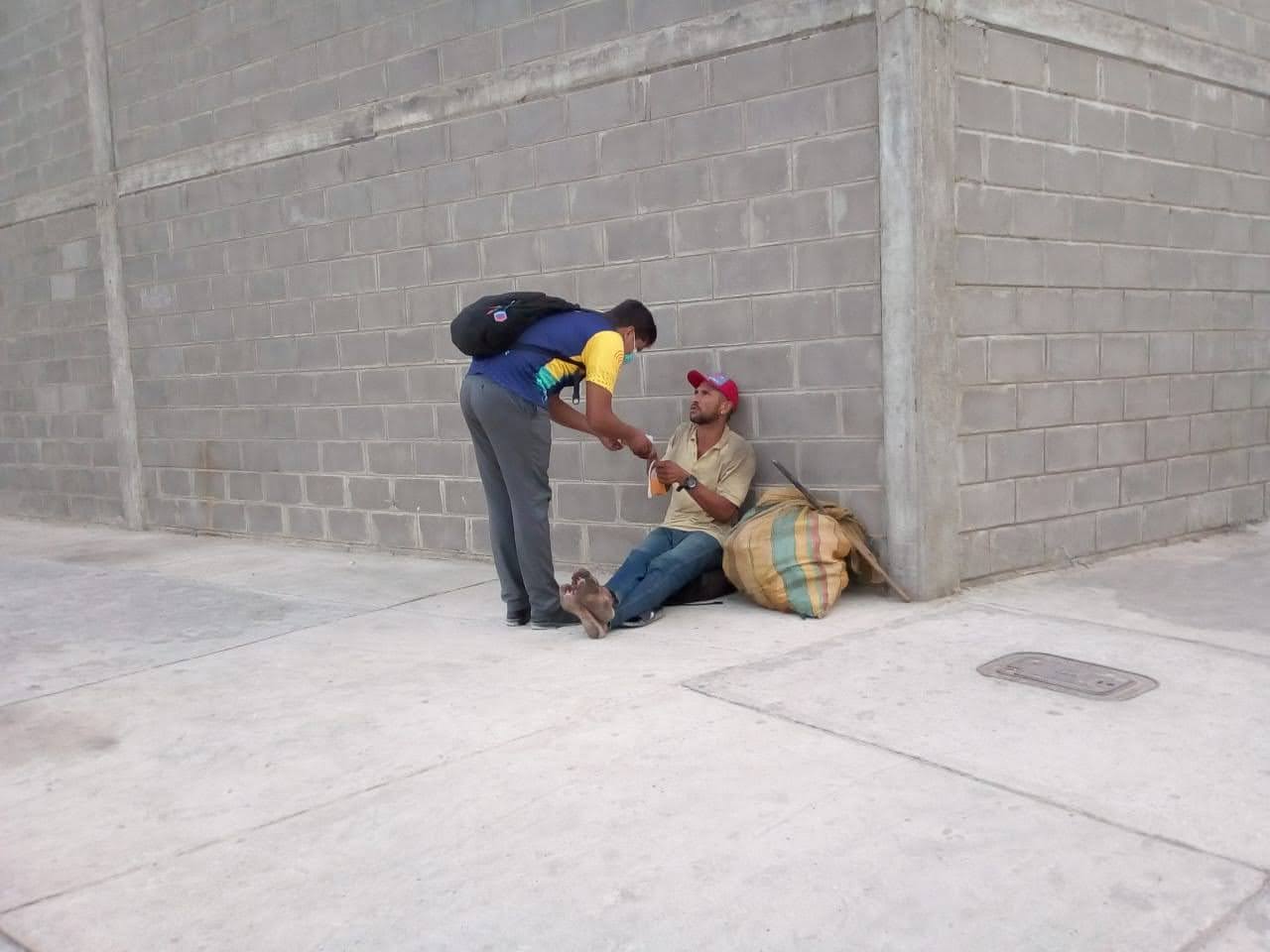 Jóvenes adventistas en el norte de Colombia celebraron su día atendiendo a poblaciones vulnerables