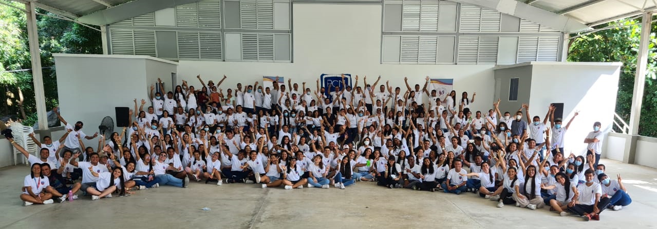 Tras casi dos años, jóvenes universitarios adventistas se vuelven a encontrar en su primer congreso presencial