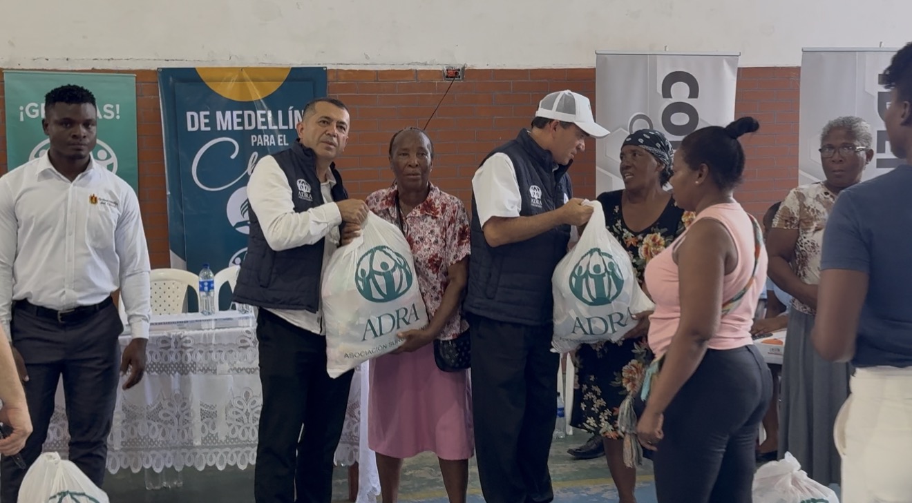 IGLESIA ADVENTISTA BRINDA AYUDA A COMUNIDADES AFECTADAS POR EL TERREMOTO EN EL CHOCÓ