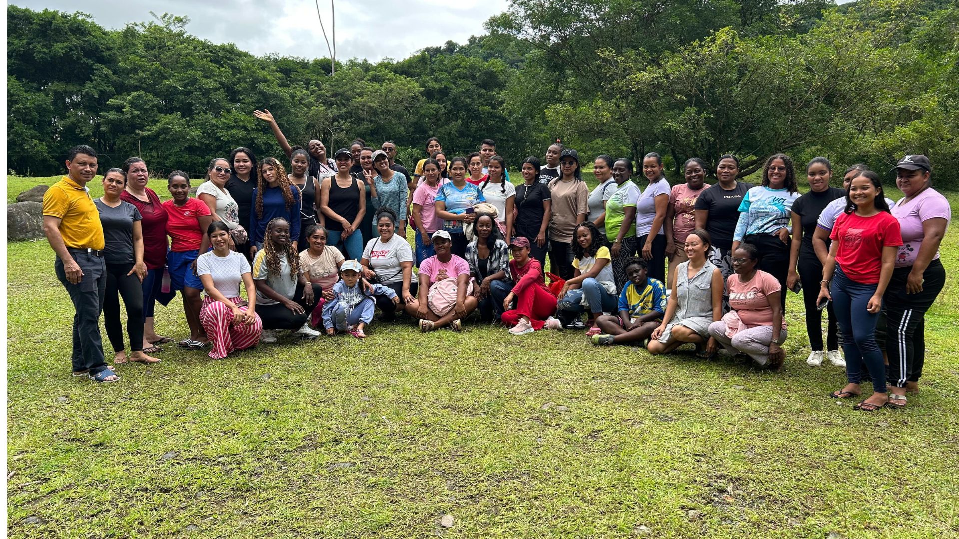 Retiro de Secretarias en la Zona de Urabá: Más de 100 Mujeres al Servicio de Dios y la Iglesia