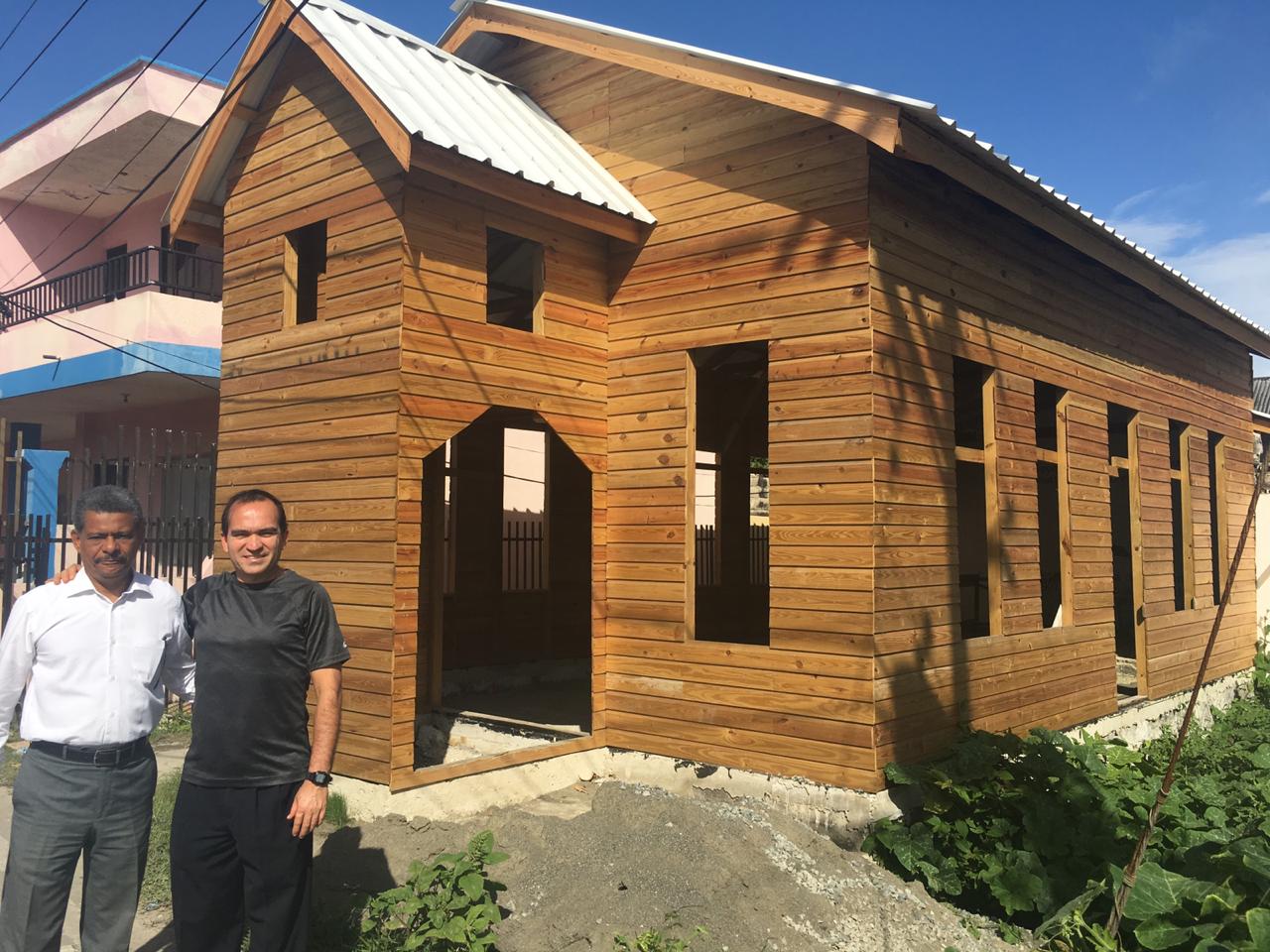 Visita de la UCN al Primer Templo Adventista en Colombia.
