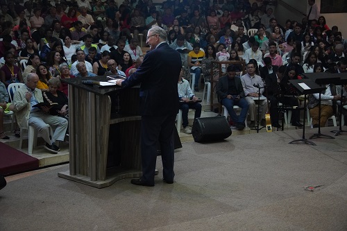 salvación en el santuario: Segundo día de conferencia -Profecías de esperanza-