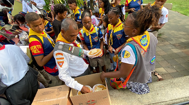 CONQUISTADORES DE ASOCENTRO CELEBRAN 73 AÑOS SIRVIENDO A LAS COMUNIDADES.