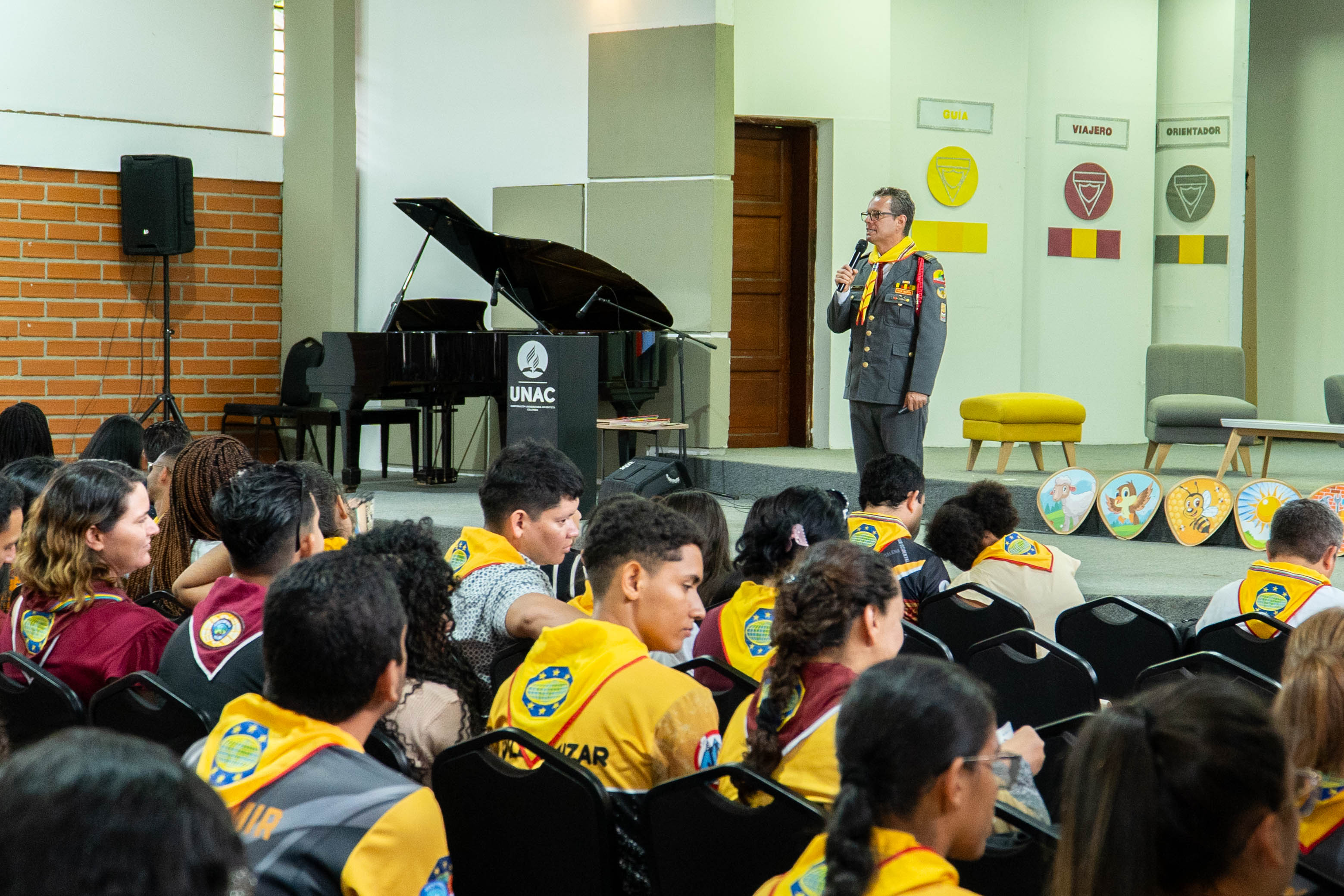 Líderes Juveniles de la Unión Colombiana Del Norte participan en el Lanzamiento del Revolucionario Curso de "Sexualidad 360"