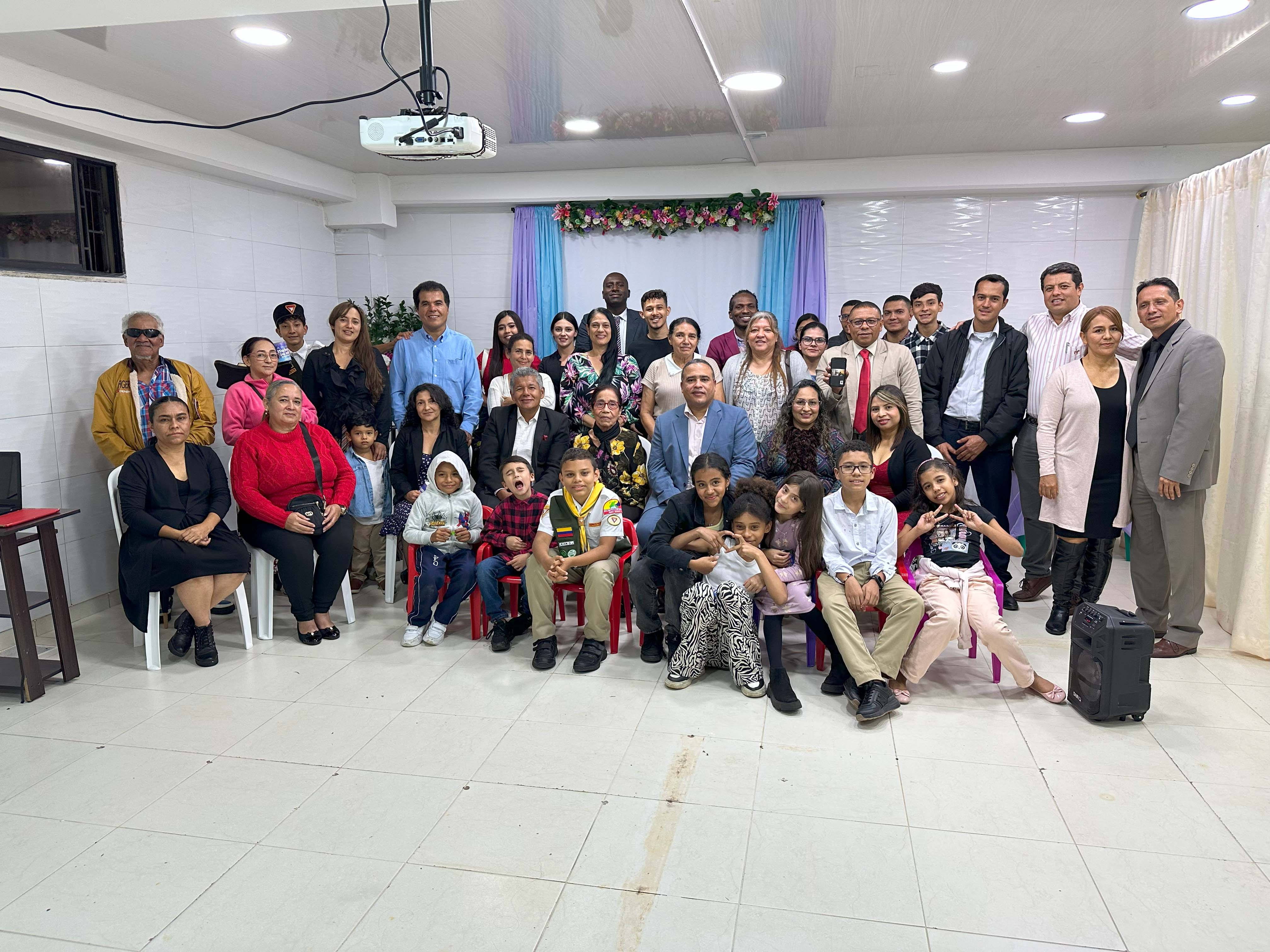 Un nuevo centro de adoración y servicio en el área metropolitana de Medellín