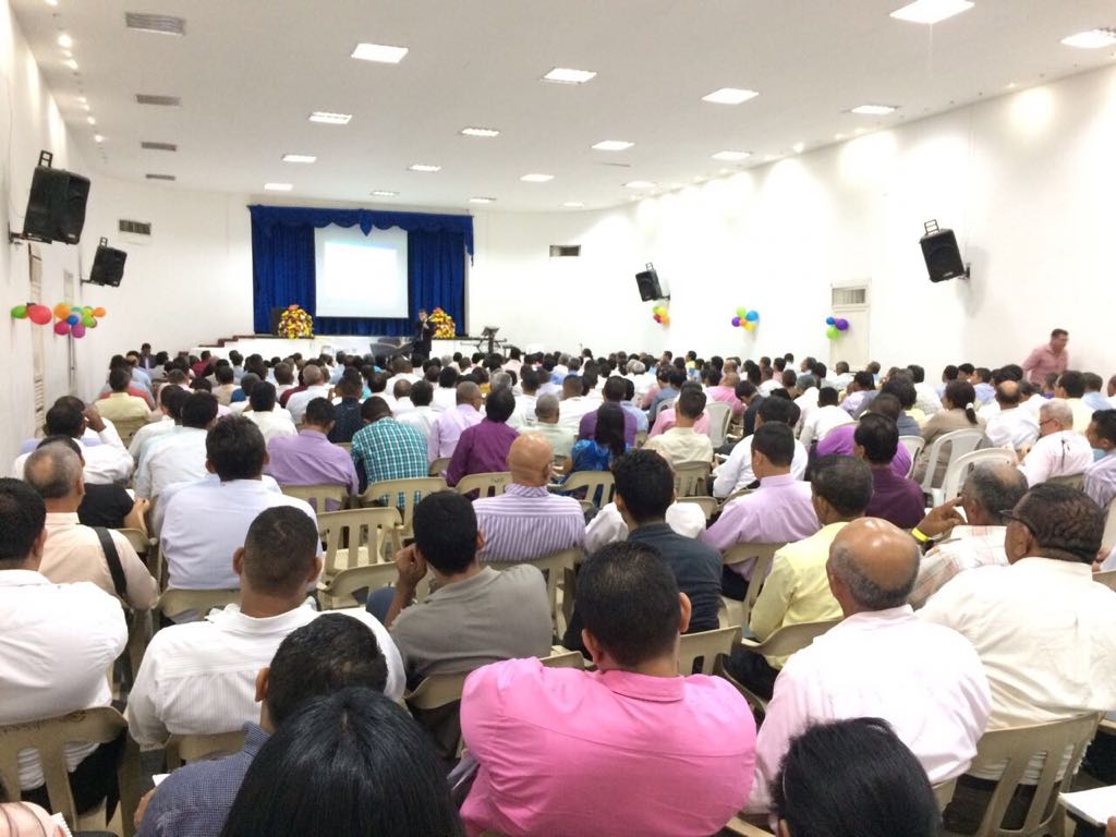 Todo Anciano Involucrado como un Líder de Esperanza