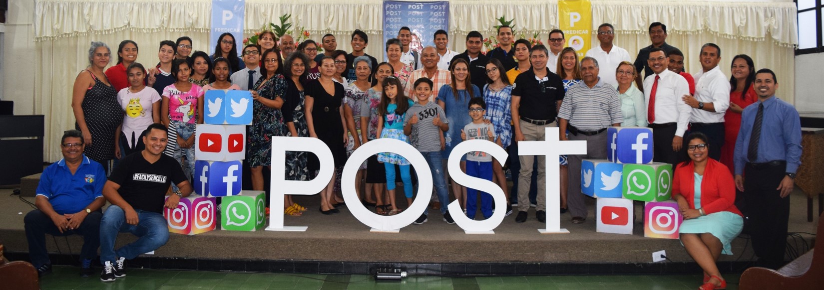 Líderes en el Atlántico se capacitan para predicar, orar, servir y testificar en la web