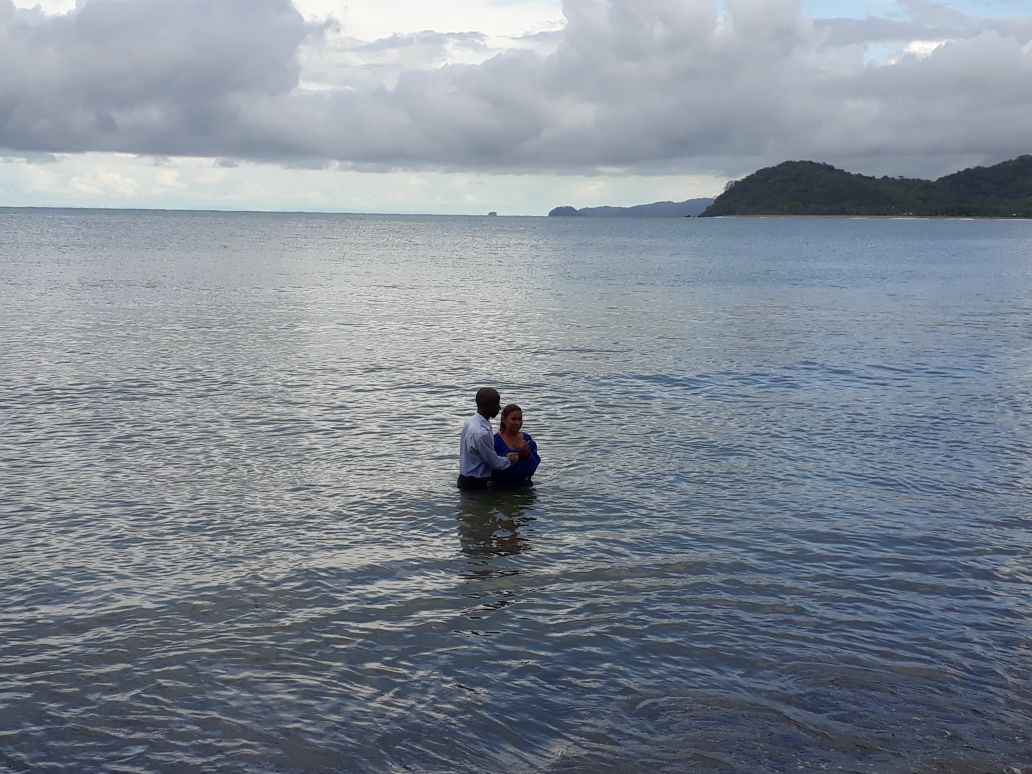 IGLESIAS TRABAJAN EN EQUIPO CON EL FIN DE LLEVAR ESPERANZA A LAS FAMILIAS DE ACANDÍ.