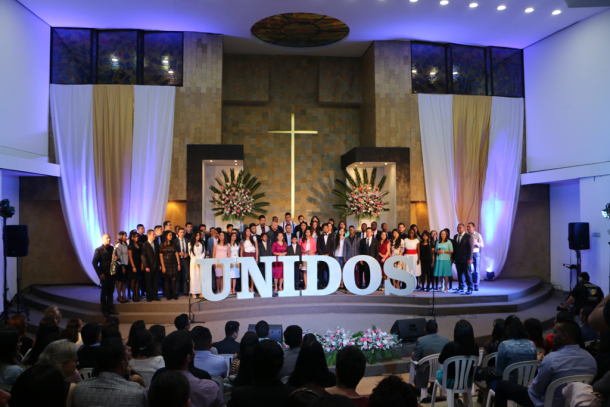 Músicos adventistas se unen para testificar en concierto en Medellín