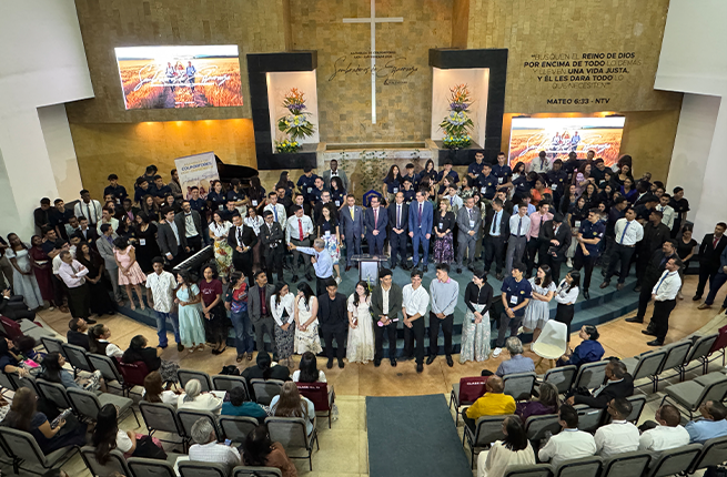 Colportores y colportores estudiantes participaron en la Asamblea de Publicaciones de la Unión Colombiana del Norte, realizada en Medellín.