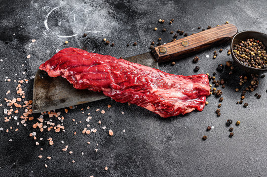 Grass fed and grass finished Dexter beef skirt steak from regeneratively raised cattle at Dos Lobos Ranch in Wise County, Texas