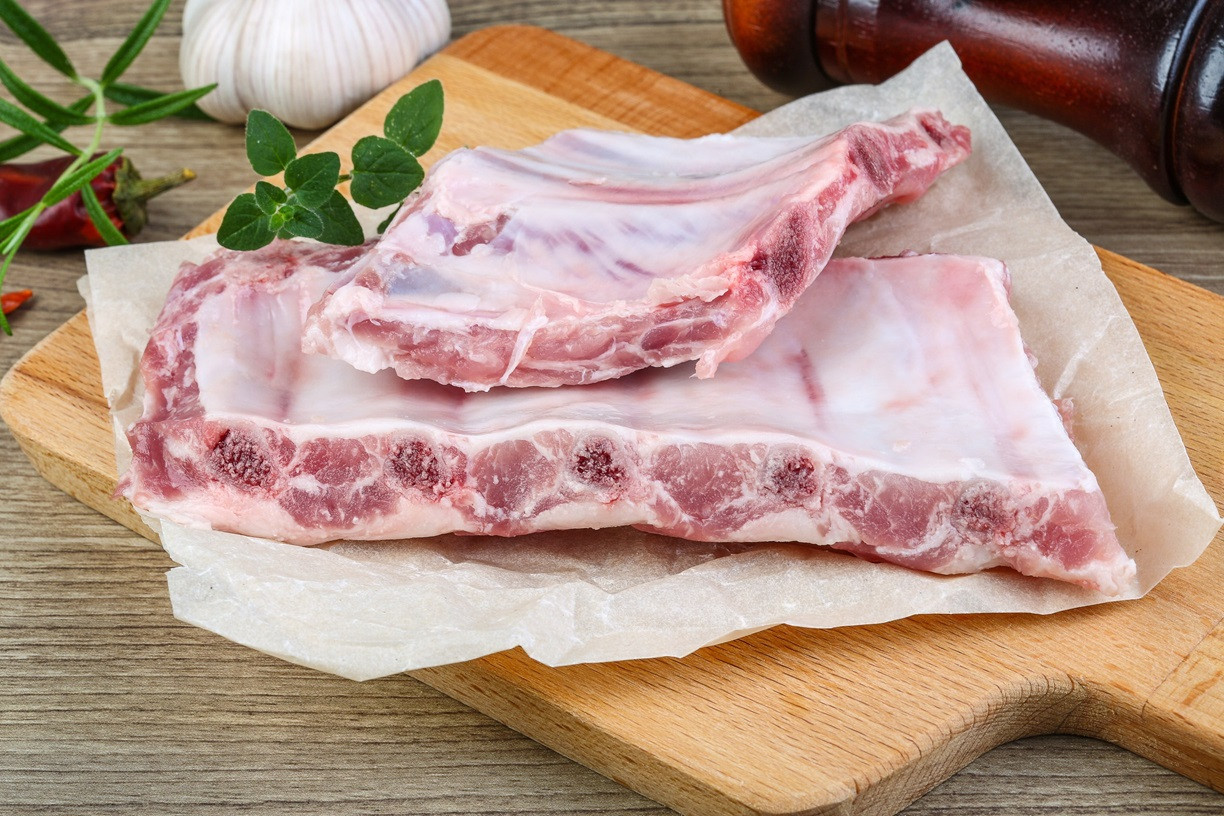 Pasture raised Kunekune spare ribs at Dos Lobos Ranch in Decatur, Texas