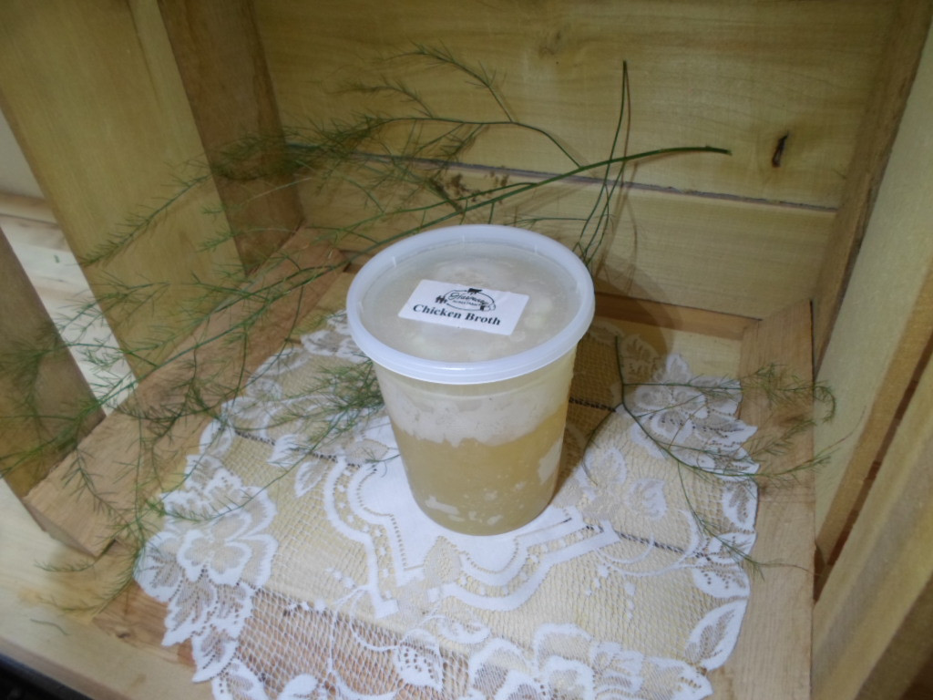 Plain Chicken, Broth (1 Quart) HARMONY ACRES