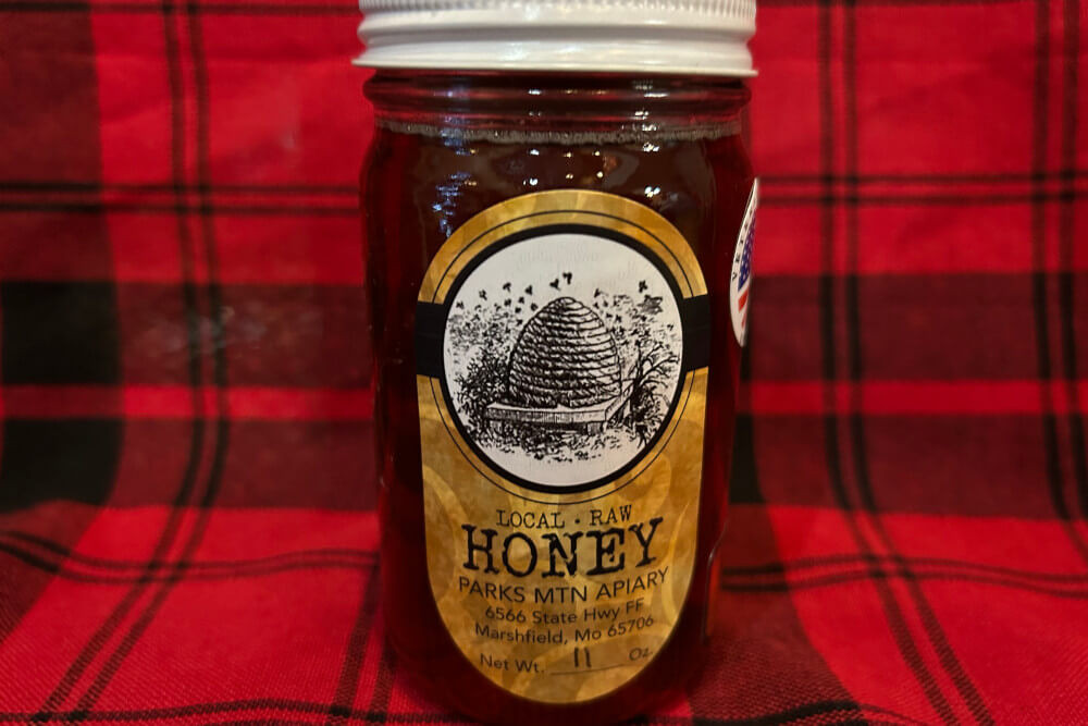 Honey Raw Little Farm Store LLC