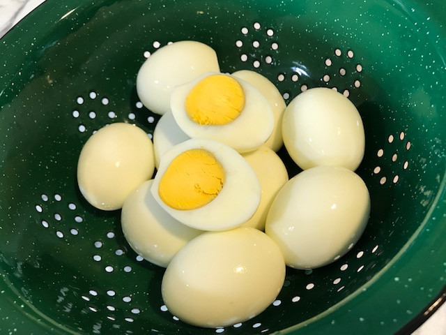 Easy to Peel Boiled Eggs