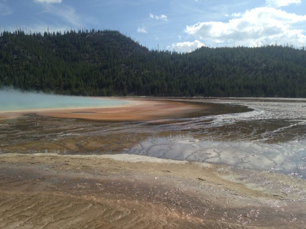 Top 21 Los Angeles to Yellowstone National Park Tour