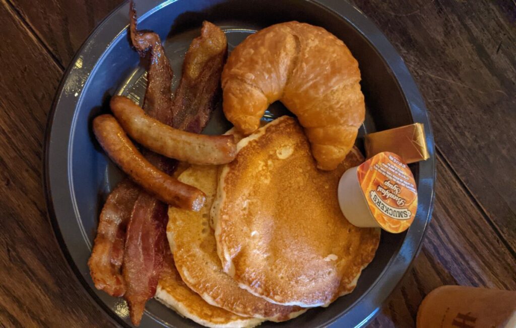 Leaky Cauldron Breakfast Review | Green Vacation Deals