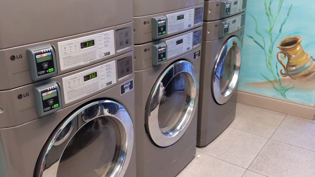 The laundry room at Doubletree in Orlando, Florida by SeeWorld has a lot of washing machines