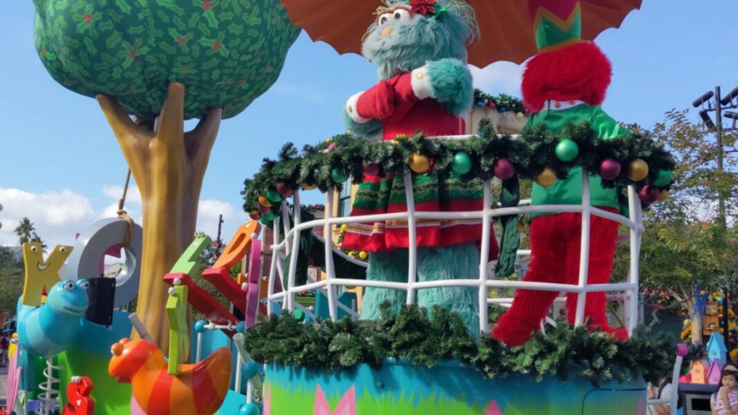 SeaWorld San Antonio Christmas Celebration 2022 Guide Green Vacation