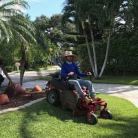 Lawn Mowing And Landscaping Services Near Me : The 10 Best Lawn Care Services Near Me With Free Quotes - Lawn mowing, lawn maintenance, and yard maintenance, landscaping, hardscaping, and drainage correction.