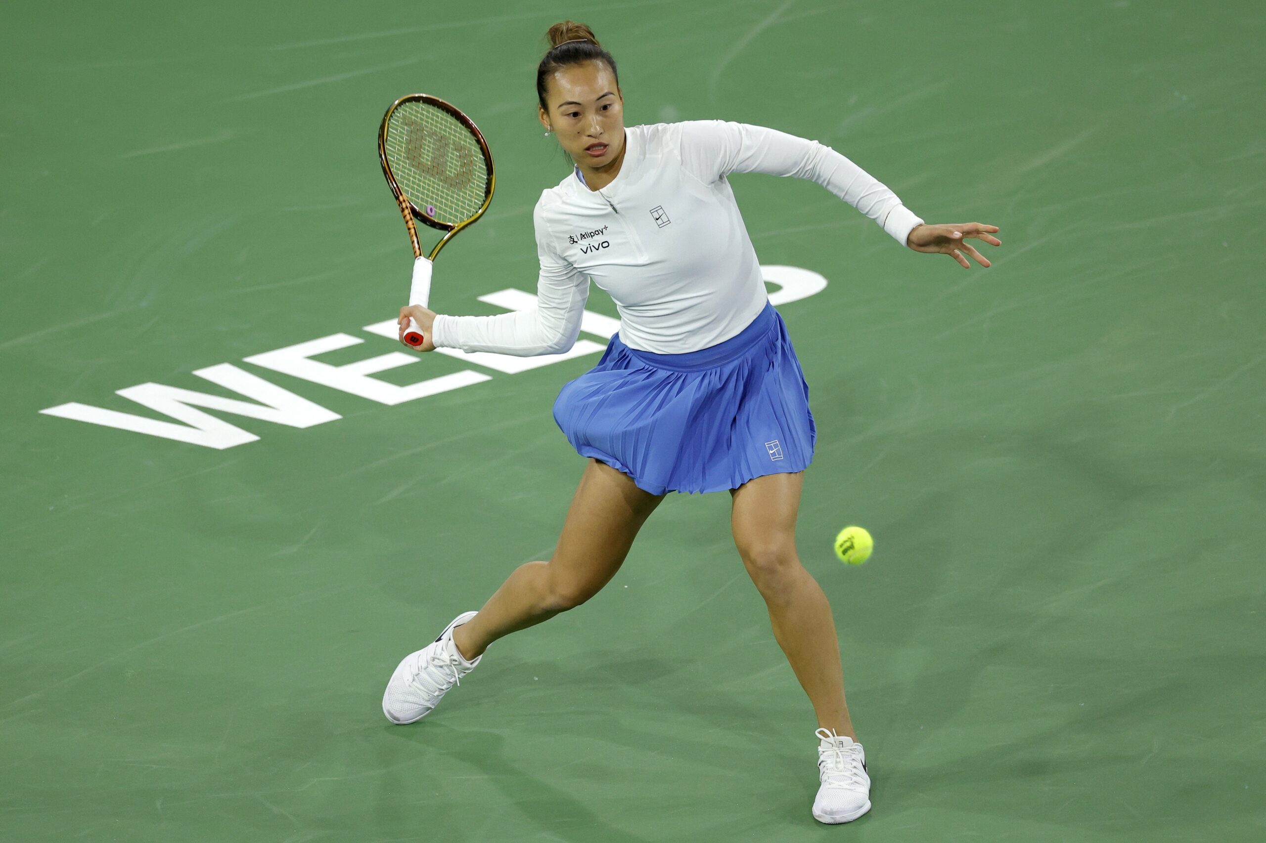 Zheng Qinwen de China busca hacer amigos en el tenis