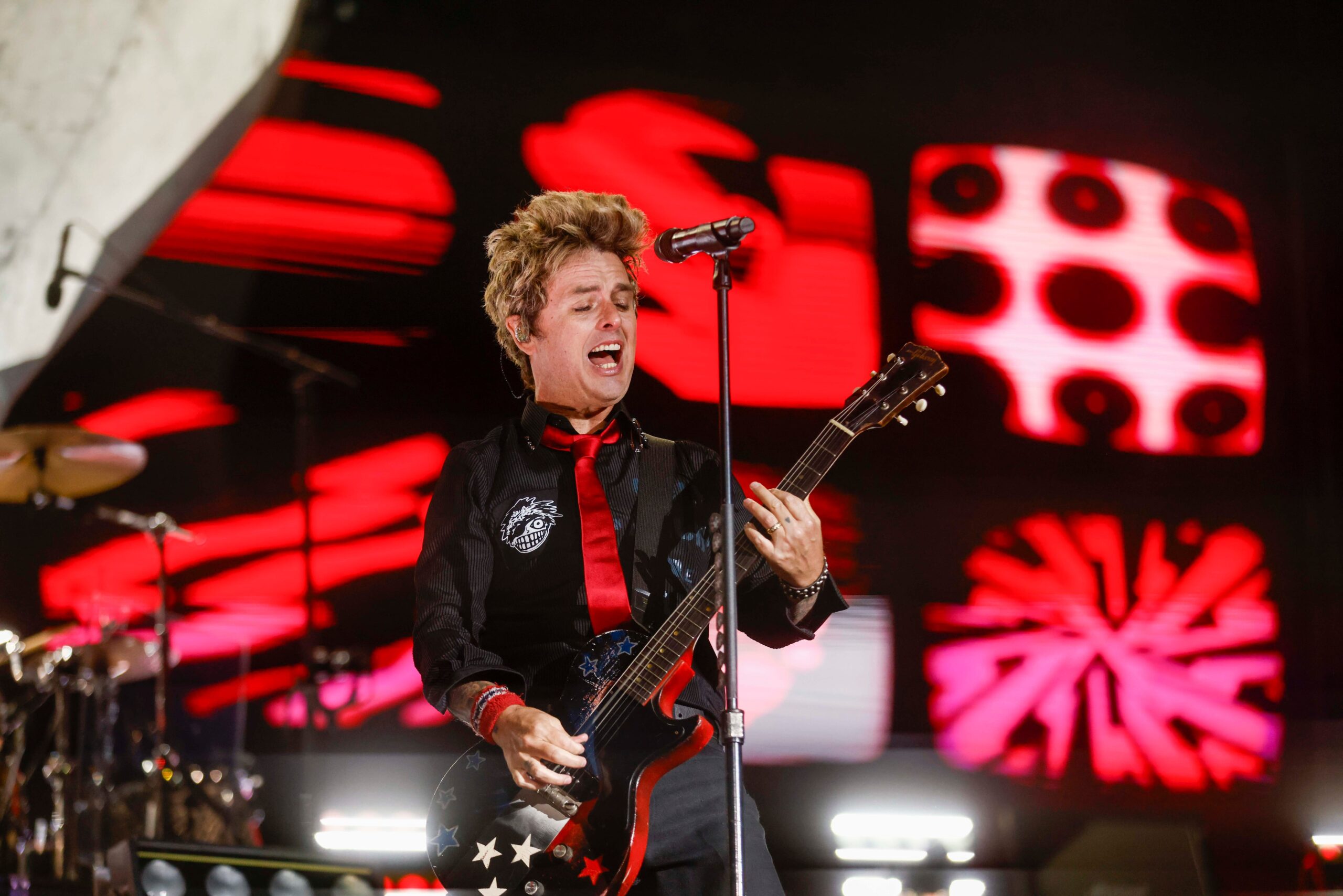 Green Day brilla en un show explosivo lleno de clásicos