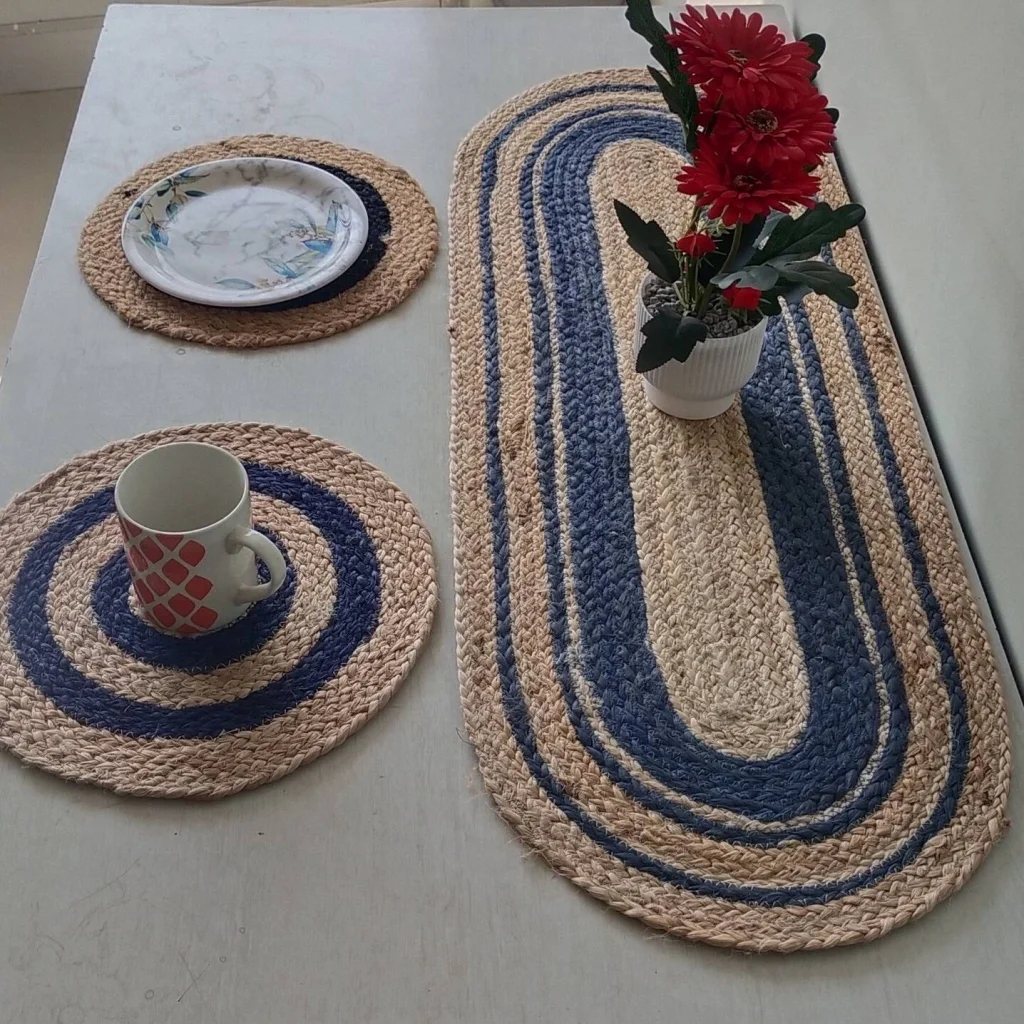 ¿Cómo los manteles individuales de yute aportan elegancia natural a las comidas cotidianas?