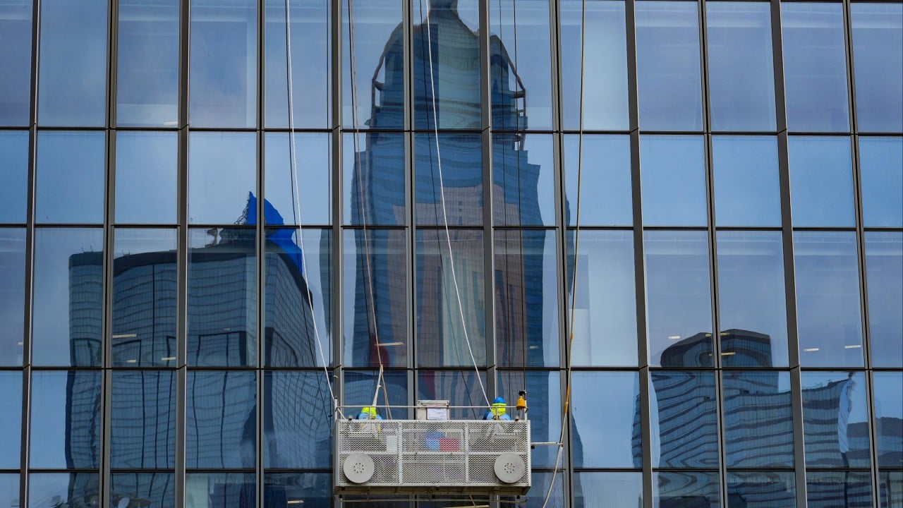 Inversión china impulsa un aumento del 10% en propiedades comerciales de HK