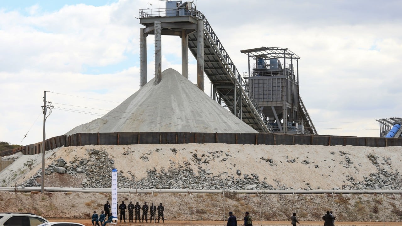 China firma acuerdos récord de US$213 mil millones en 2025